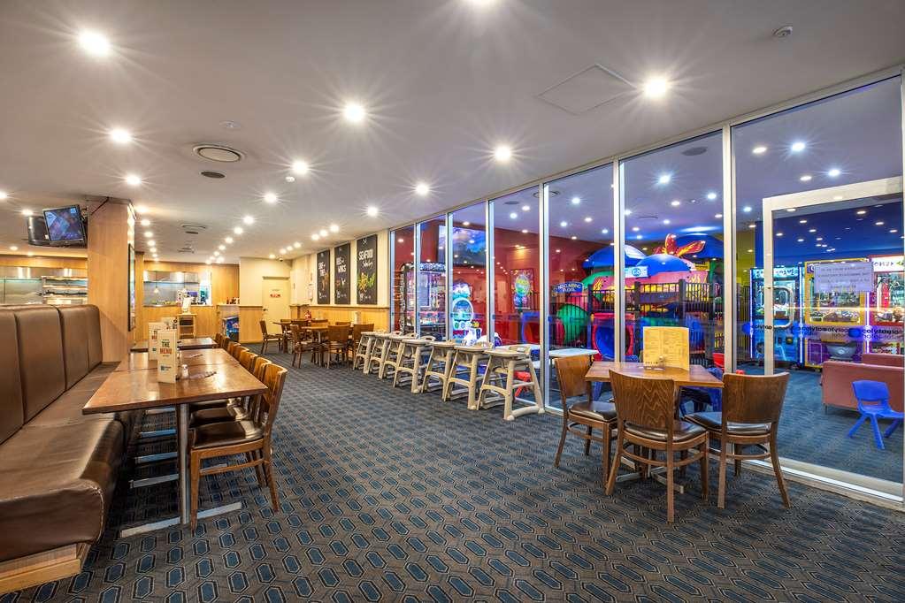 Nightcap At Colyton Hotel Restaurant photo